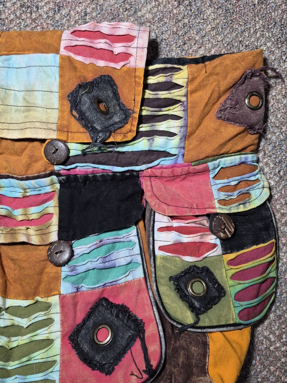 Colorful Patchwork Canvas Backpack — Multicolor Boho Style - Picture 3 of 10